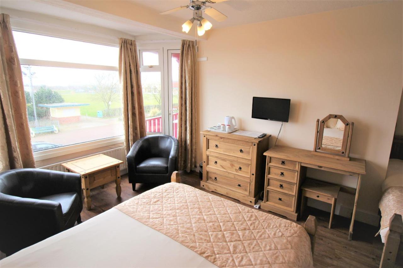 The Grand Hotel by Paymán Club Skegness Esterno foto