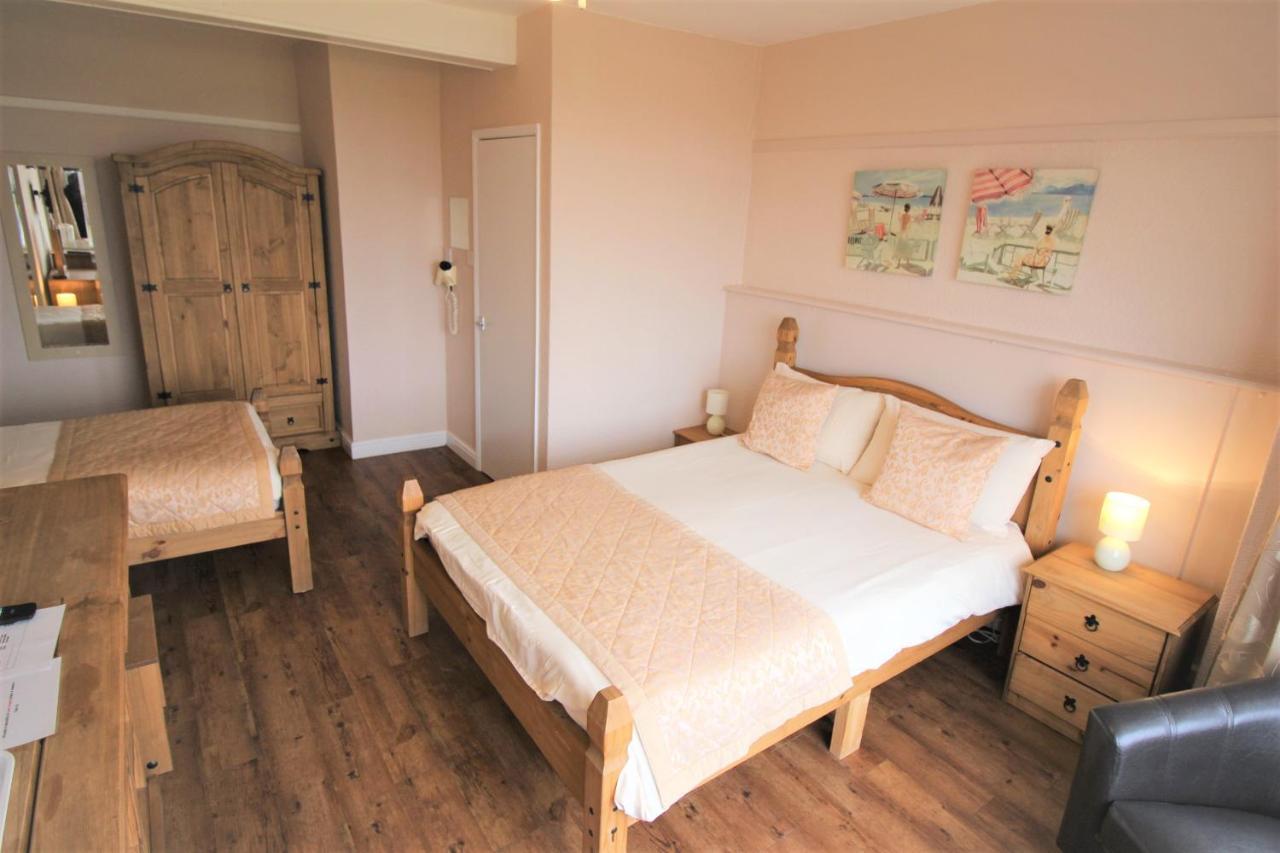The Grand Hotel by Paymán Club Skegness Esterno foto