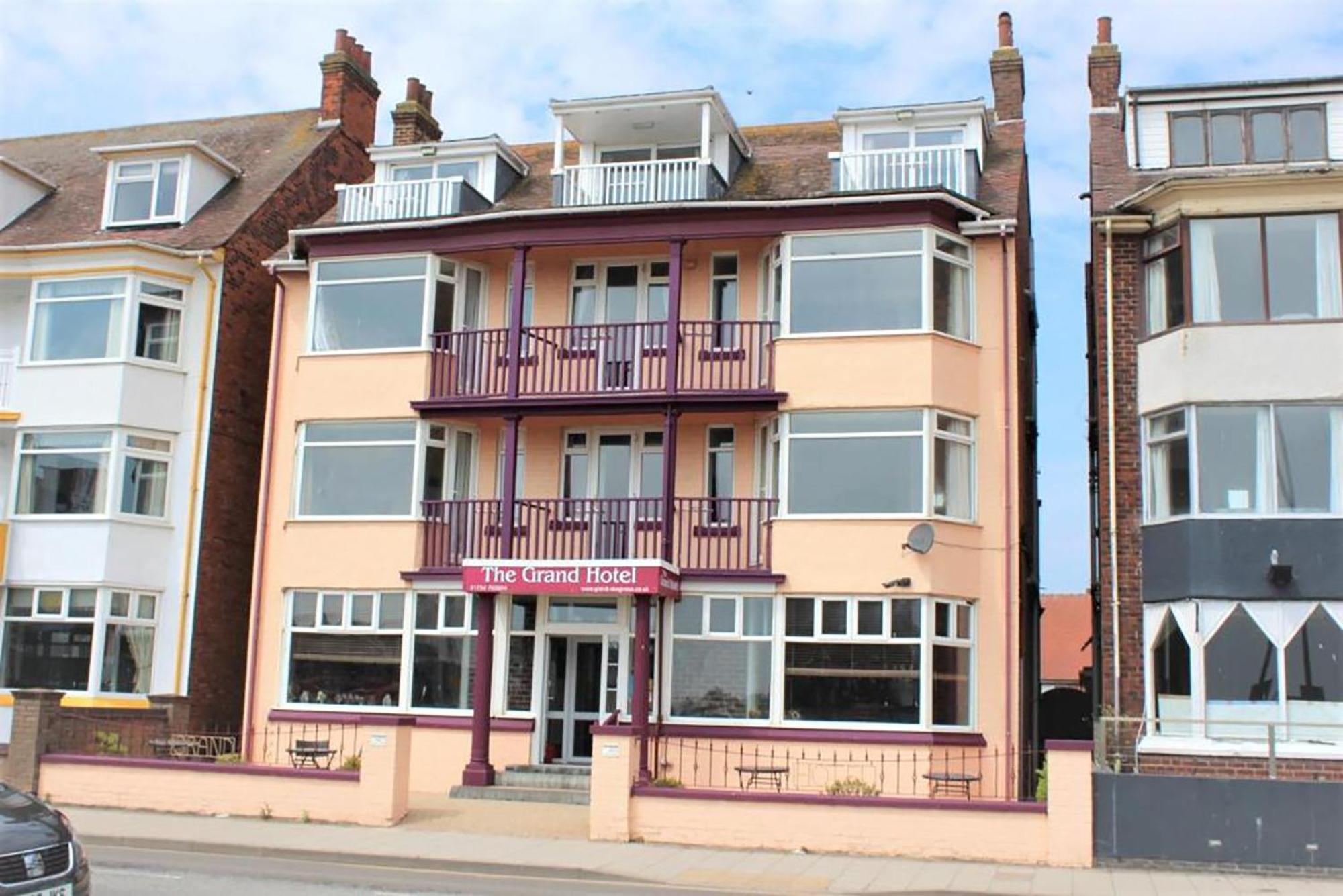 The Grand Hotel by Paymán Club Skegness Esterno foto